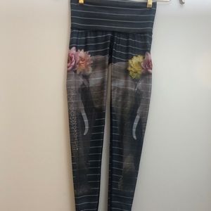 Teeki Love the Elephant Leggings